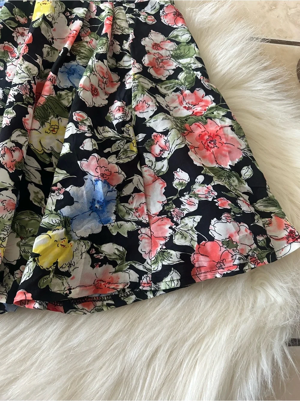 YesStyle Mini Skirt - Picture 2 of 6
